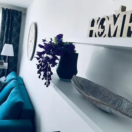 E2 Oldtown Luxury Apartment: Urban Comfort Apartmán Kosice