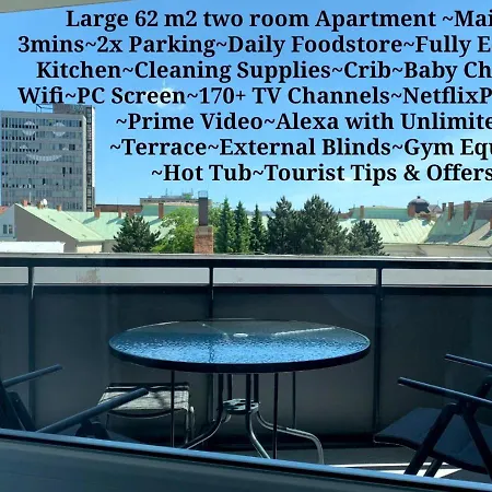 E2 Luxury Oldtown - 2x Parking, Foodstore, Pcscreen, Netflix, Unlimited Music, Crib, Babychair, Fastwifi, Aircon Košice